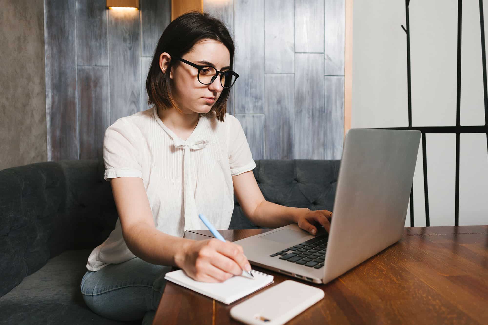 Recrutement du premier salarié en télétravail : 5 points incontournables 1 recrutement-teletravail